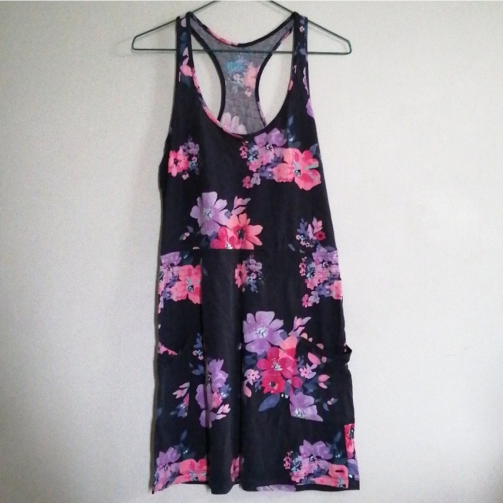 Garage dress